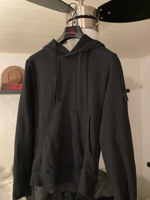 Stone Island Hoodie - Hoodie från Stone island! 8/10!