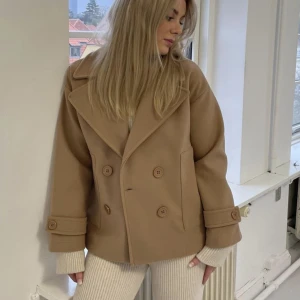 design by si kappa - Öppen för byten Ny med prislappar. Köpt för 700kr 