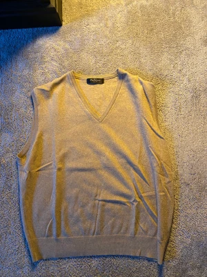 Tyg väst  - Helt ny tyg väst som jag aldrig använt 