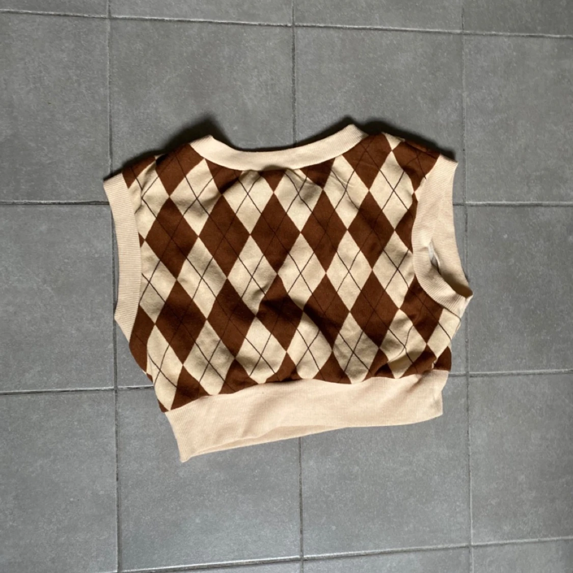 Shein, croppad väst, storlek XS - 90