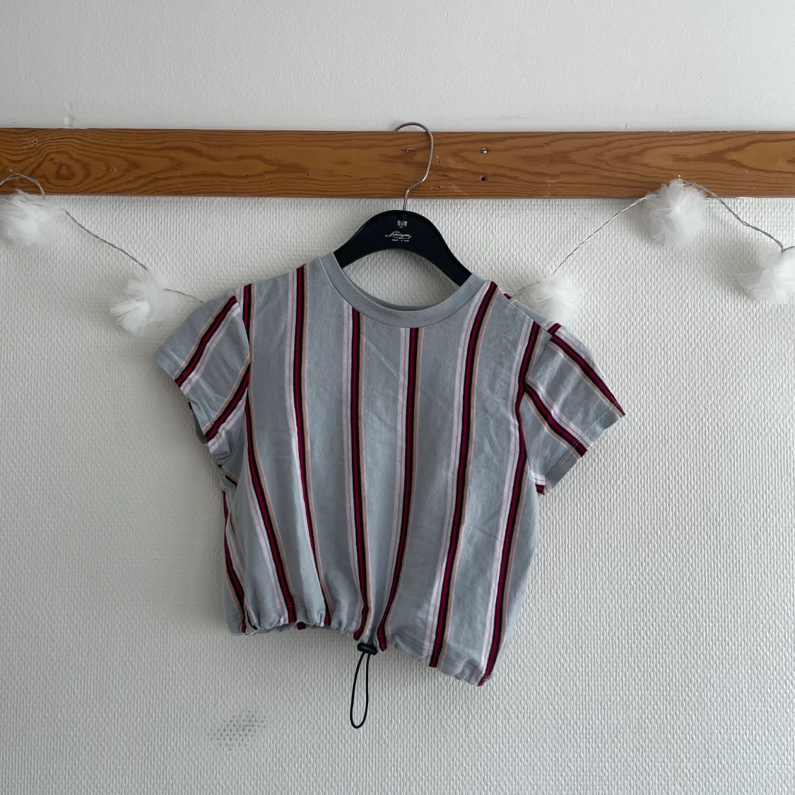 Tisha från Urban outfitters med dragsko - 90