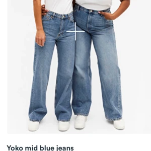Blå jeans - Säljer dessa jeans från monki för att de inte kommer till användning längre. De har små slitningar vid hälarna. Köparen står för frakten.
