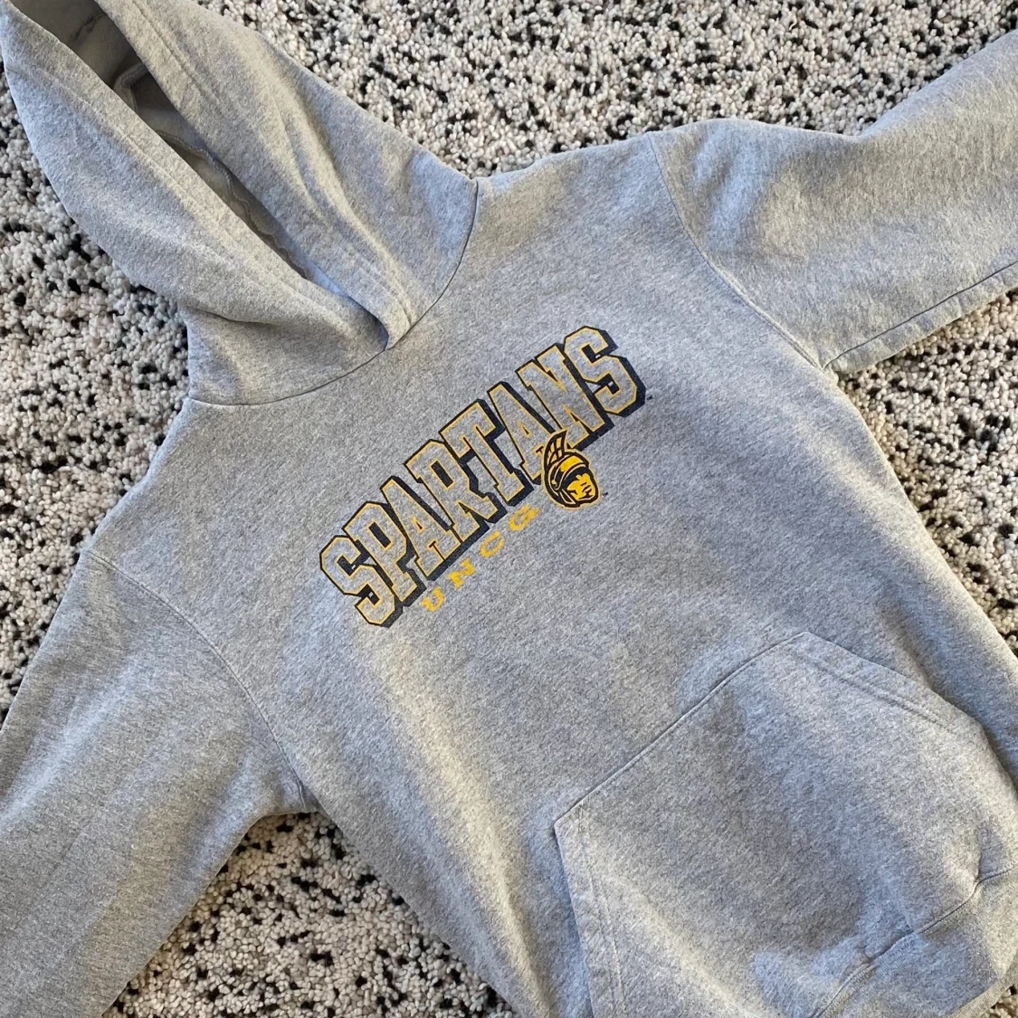 VINTAGE HOODIE