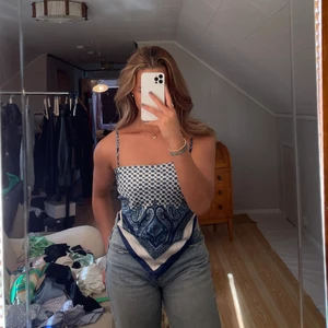 Knyttopp - Köpt på byanastasia, sidenmaterial. Storlek S