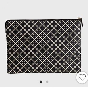 Malene Birger datorfodral  - Använd fåtal gånger, säljer för kommer ej till användning 💕