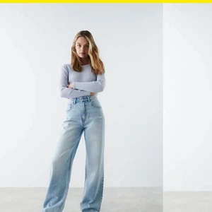 Jeans ginatricot - Säljer mina jeans från young kollektionen från Gina tricot, använda ca 5 gånger de är en bra längd på mig som är 164 men säljer pågrund av att jag inte tycker de sitter bra på mig 💖