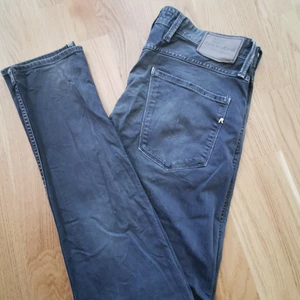 Replay jeans strl 32/34 - Replay jeans i fint skick. Strl 32/34