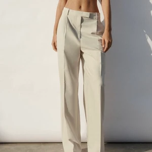 byxor  - köparen står för frakt budgivning om flera. Använda två gånger 