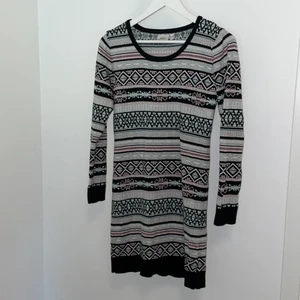 Knitdress - Knitdress, bra skick 