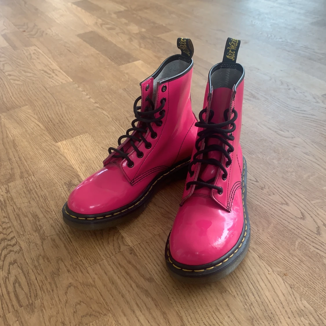 Rosa Dr. Martens st 39