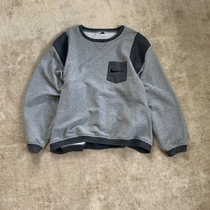 Nike sweatshirt  - Nike tröja från beyond retro!
