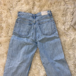Weekday jeans  - Säljer mina jeans pga för små💖