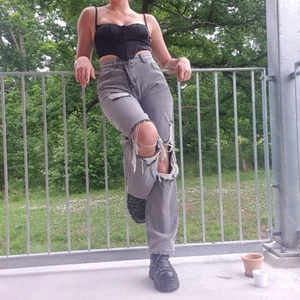Gray Distressed Jeans - Highwaisted Grey Jeans with distressed knees. Love the baggy fit, sturdy denim.  Fits a size 36/38 with a loose oversized fit. I am 173cm tall and these fit well. Worn once