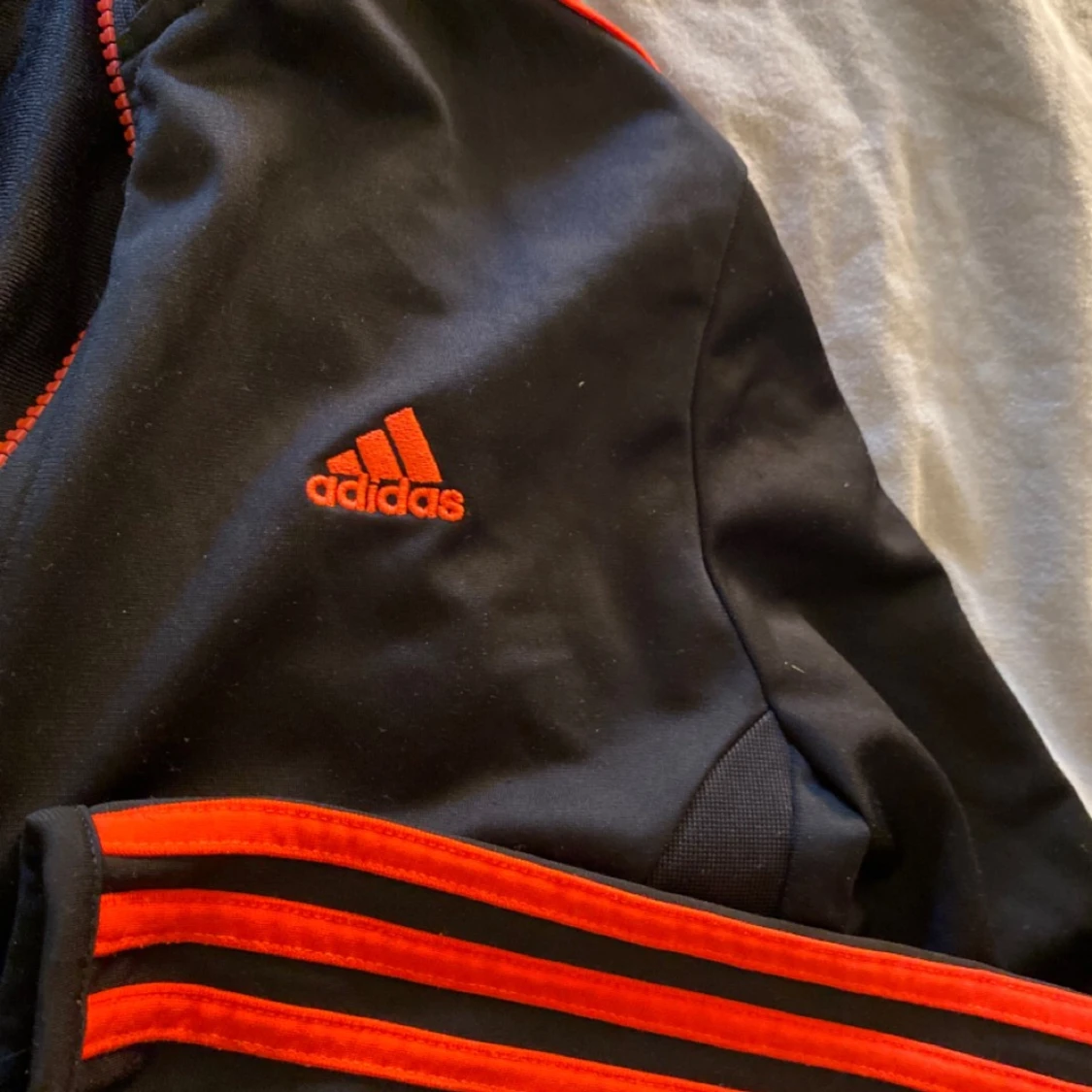 Adidas träningströja  - 90