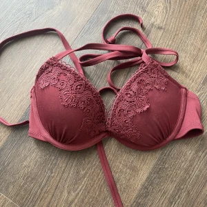 Bikini överdel  - Storlek XS 😊nederdel finns också 