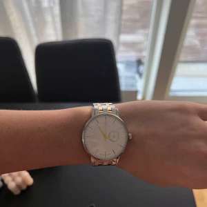 Klocka från GANT - Säljer min damklocka från GANT, i nyskick. Inga repor eller annat