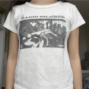 Brandy melville t shirt - Publicerar denna igen pga oseriös köpare T shirt från brandy melville, sparsamt använd. 