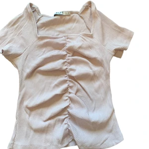 Nakd topp - Ljuslila top från nakd storlek S, fin passform. Aldrig använd