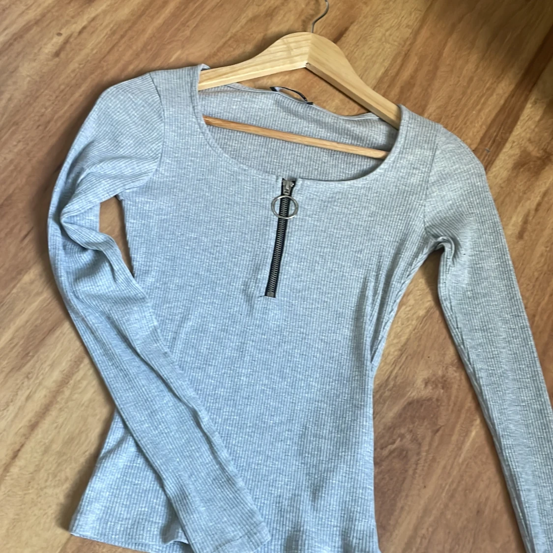 En långärmad tröja - 91