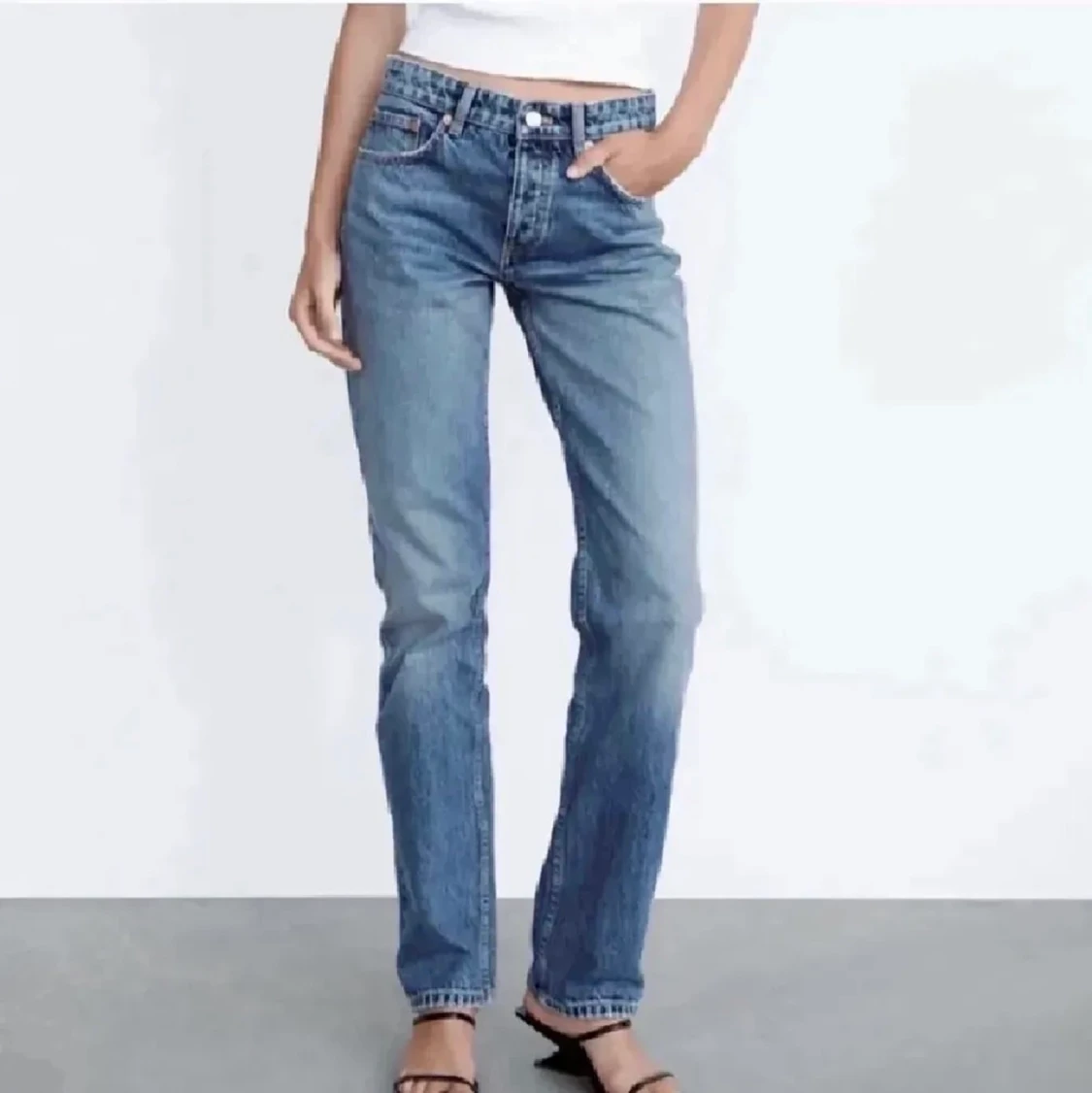 Populära mideise zara jeans