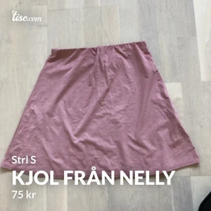 Rosa kjol från nelly - Mocka imitation, Strl S , 75kr