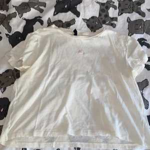 Från H&M -  Använd två gånger. Bra kvalitet