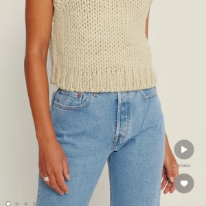 Stickad väst - Grov kabelstickad väst Endast testad Nypris 299kr