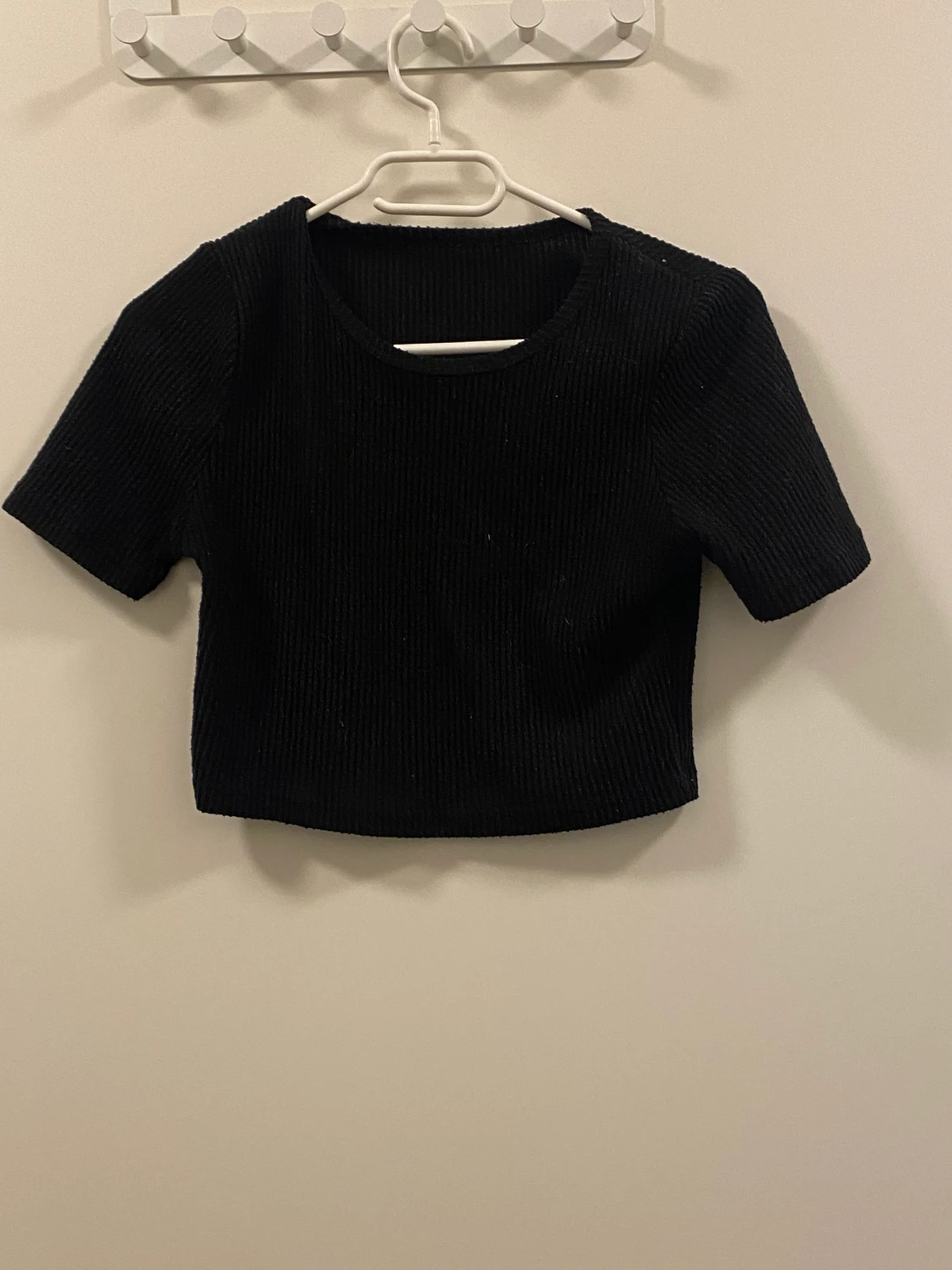 Svart kort topp 