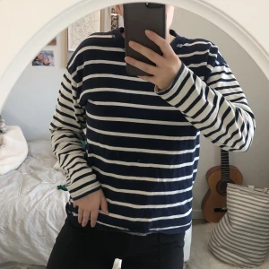 Tröja - Supersöt randig tröja 