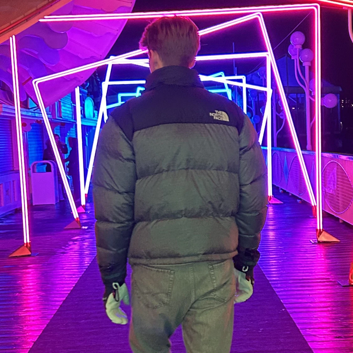 The north face puffer jacket - 90