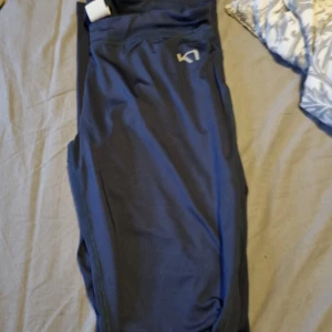 Träningstights, storlek L - Oanvända träningstights