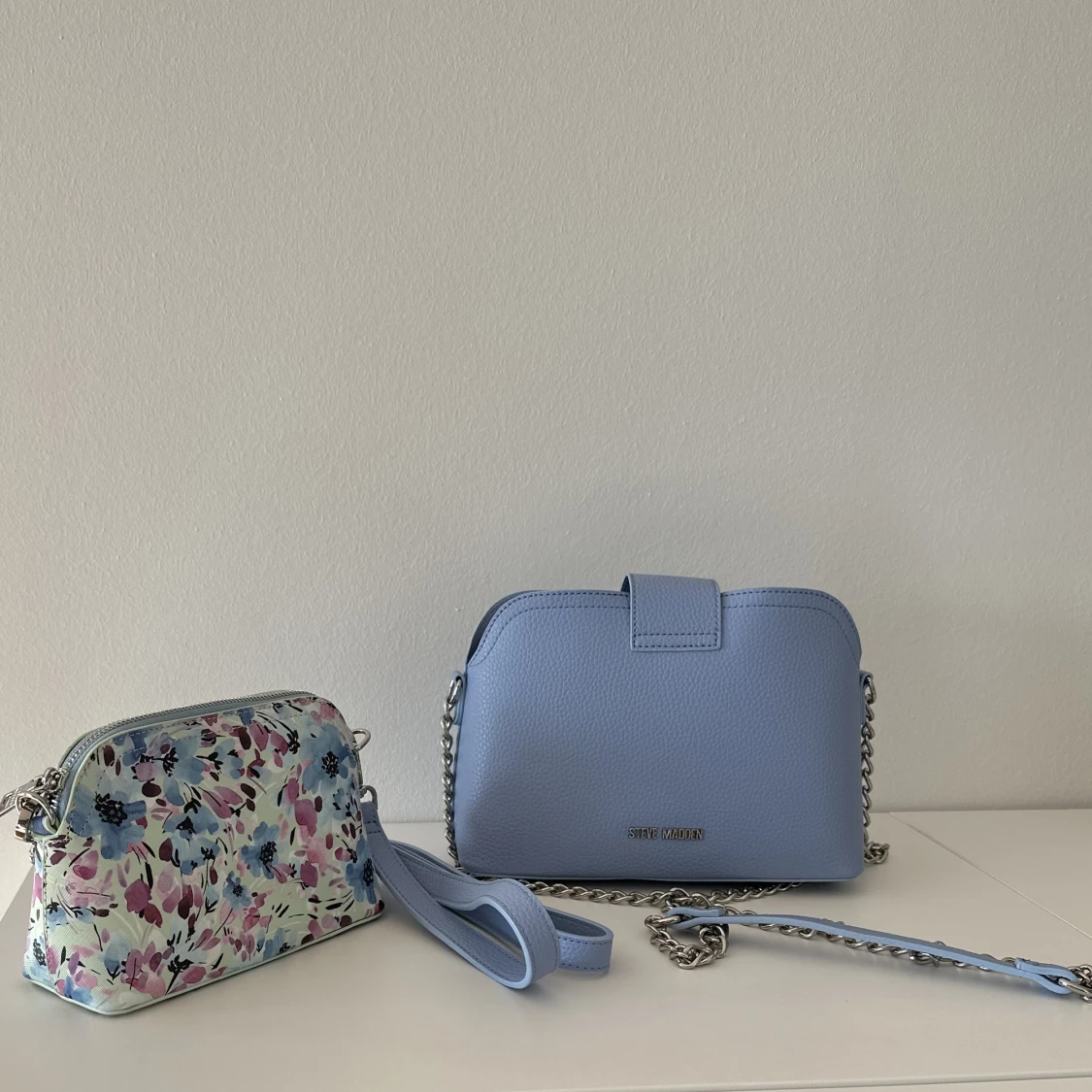 Steve Madden axelremsväska  - 91