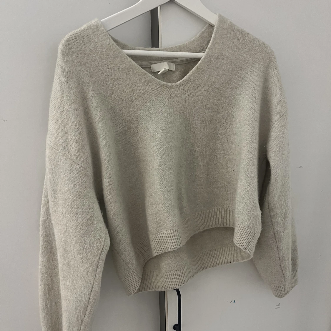 V-ringad tröja h&m - 90