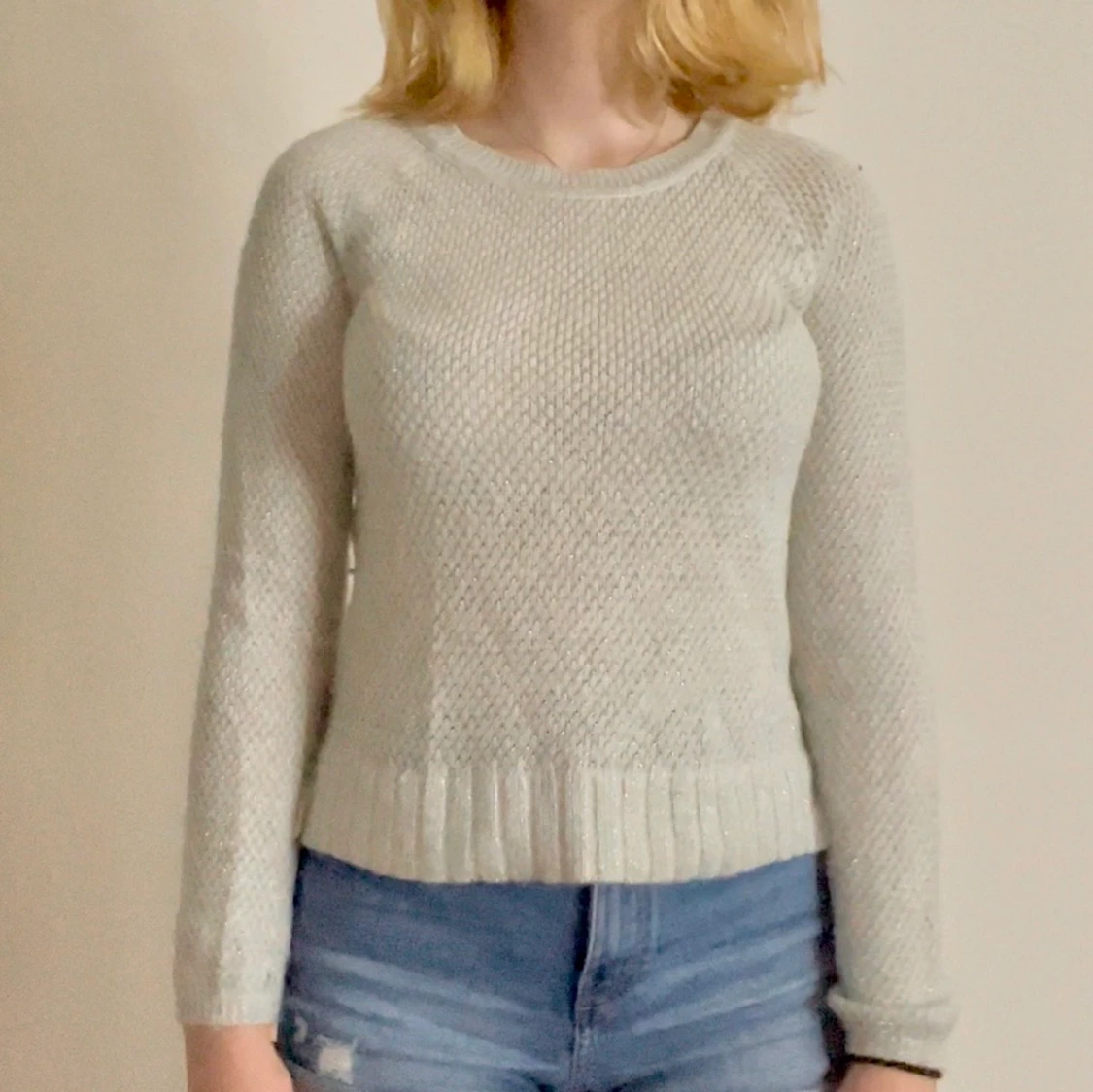Stickad grå/vit tröja