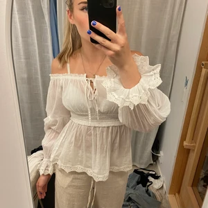 Blus - Topp från Nelly aldrig använd då det inte är min stil