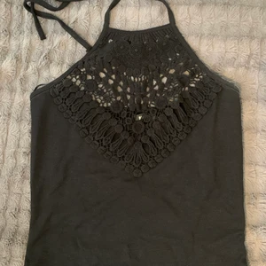 Topp - Väldigt snygg topp, passar även M och S 
