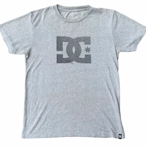 DC T-Shirt - .