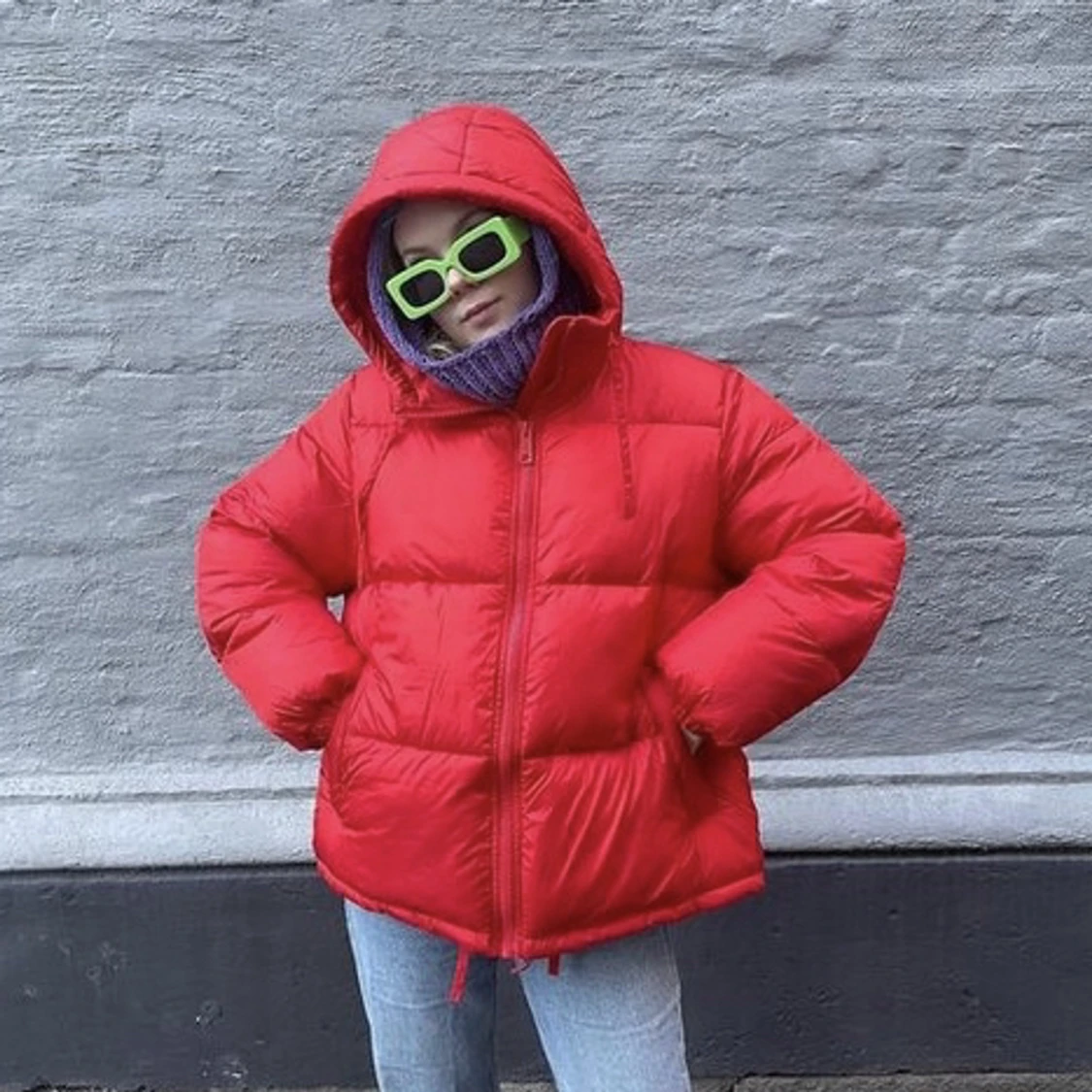 Röd puffer jacka  - 91