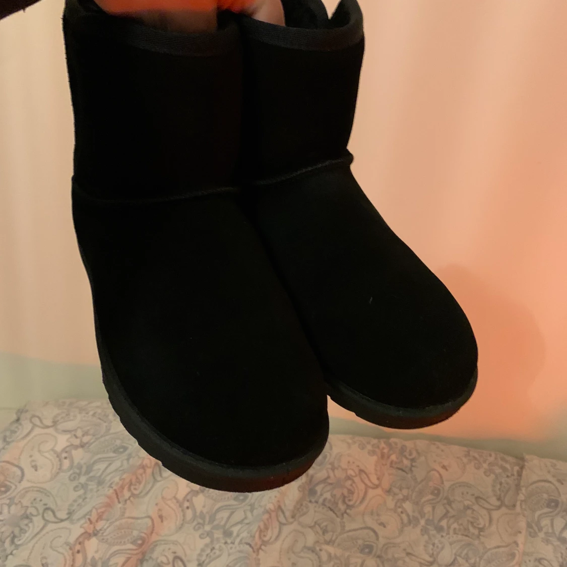 Oanvända uggs  - 90