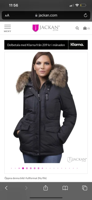 Hollies livigno jacka - En jätte varm välanvänd hollies livigno jacka  I störlek 34 använd under en vintern Inga anmärkningar  Ska försöka hitta pälsen till luvan Priset kan diskuteras   Kan mötas i Gbg eller skickas