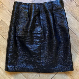 Kjol i skinnimitation - Bekväm kjol i skinnimitation