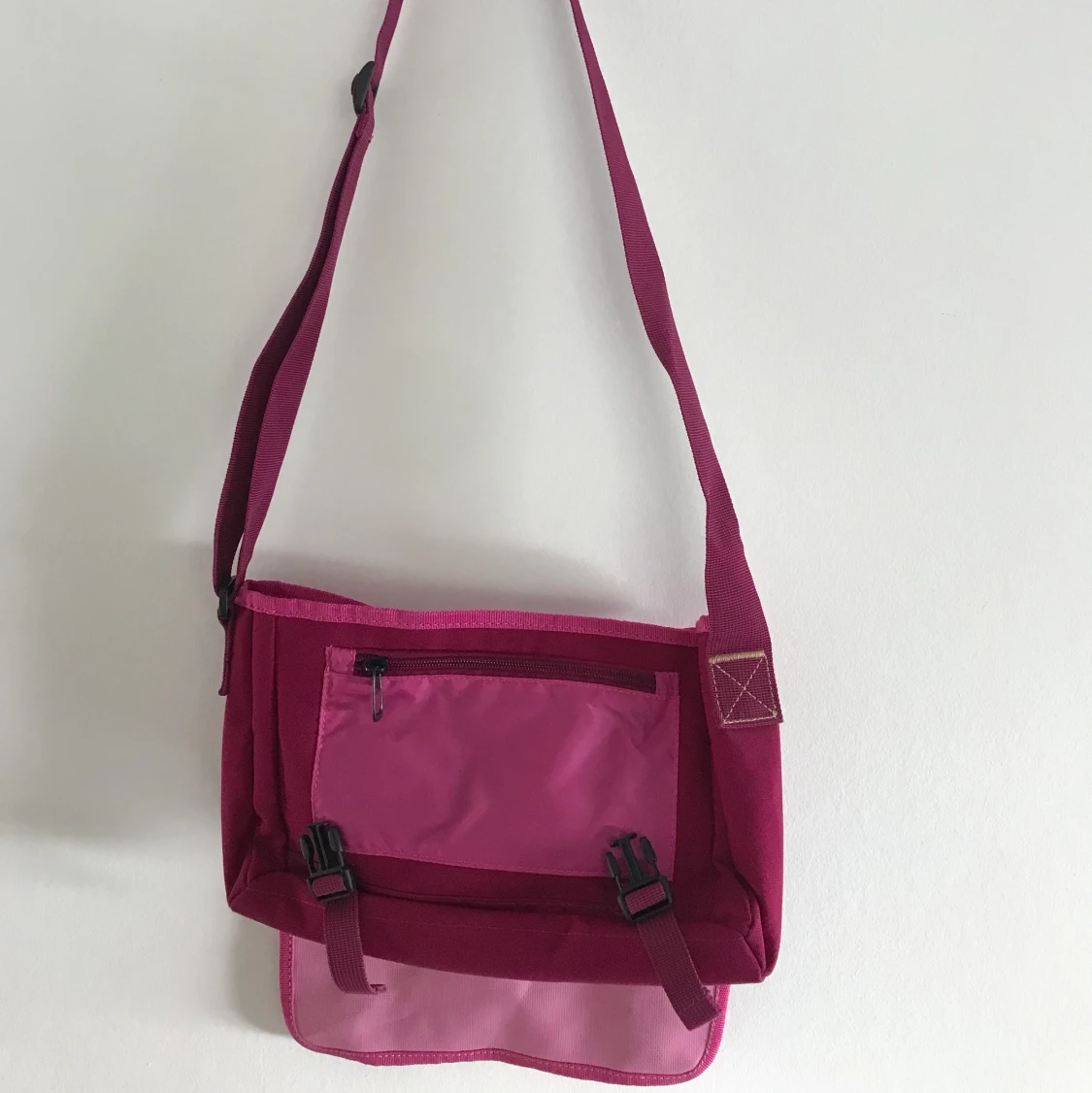 Axelväska- Nike - 91