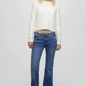 Pull and bear jeans - Ska sälja mina pull and bear jeans som knappt är använda, känner att jag inte har någon användning av dem så därför säljer jag dem! Dem är slutsålda och väldigt snygga! Köpta för 400kr och är i bra skick, skriv för mer information. Tryck inte köp nu!