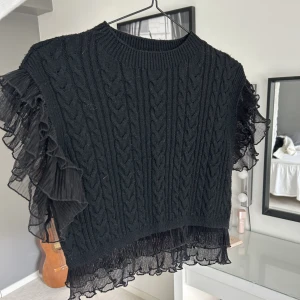 Blus  - Jätte fin blus från zara. Passar till allt 