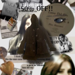 Penny lane jacka!! - Äkta lamm !! Äkta läder!! Köpt för 2000kr! Säljer billigt på grund av att den jag fläckar som går att fixa, om du köper brun spray för läder!   50% off för att jag inte har plats för denna jacka! Måste få den sold ASAP!  Rean är redan avdraget!