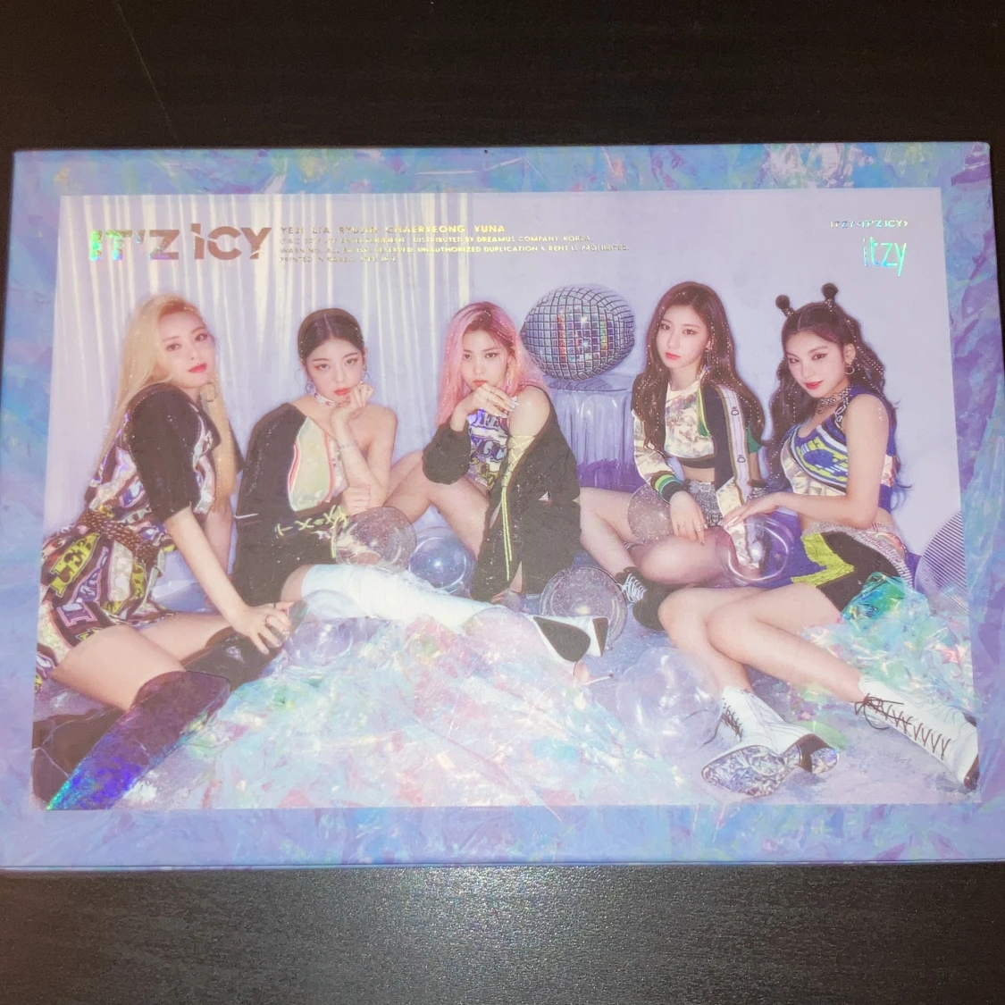 itzy kpop album