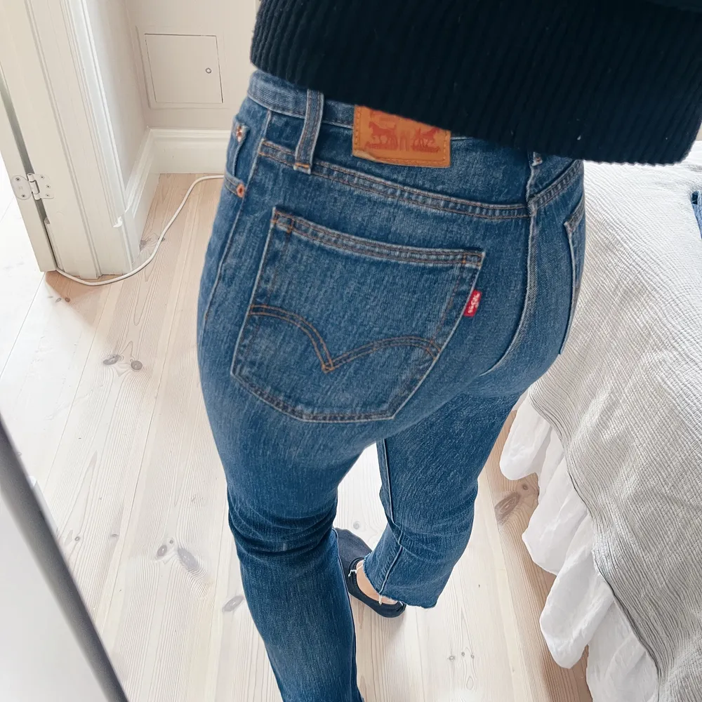 Levi’s Wedgie i fint skick.  . Jeans & Byxor.