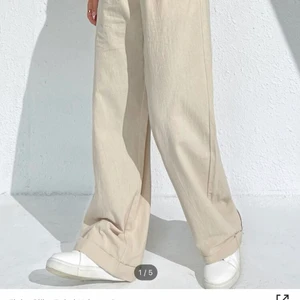 kvinno byxor L - Nya oanvända Byxor, super fina aprikos slätt byxa med fickor.