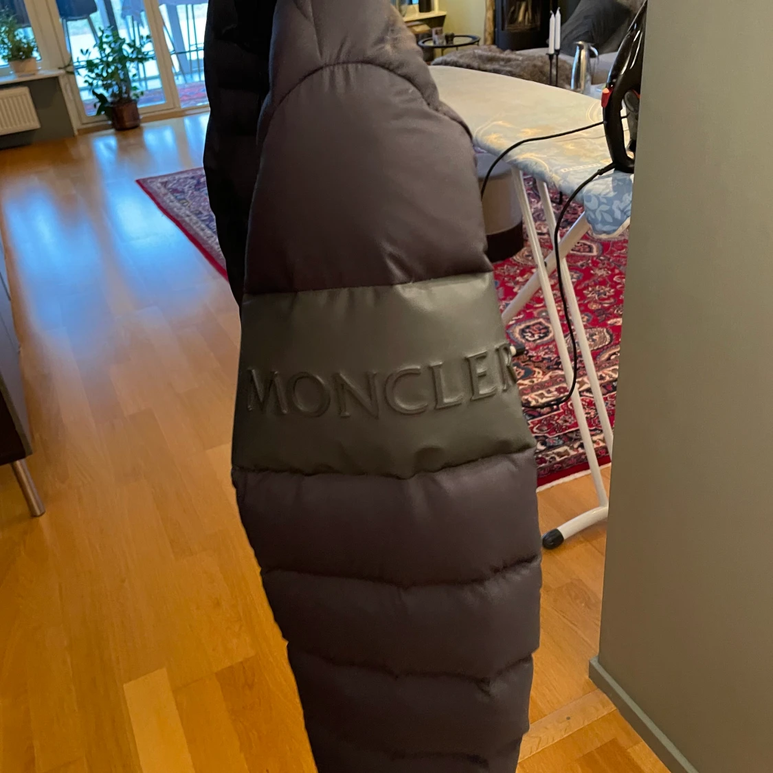 Moncler Arre size 2 - 90