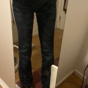 Low waist jeans  - Ett par low waist jeans som är superfina , skriv vid intresse eller fler frågor 😊